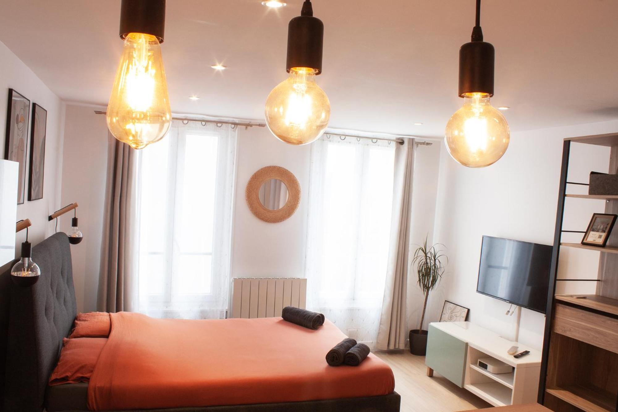 Ferienwohnung Studio Cosy En Plein Coeur Historique De Pontoise Exterior foto
